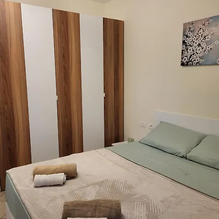 Apartment Ina's Tirana